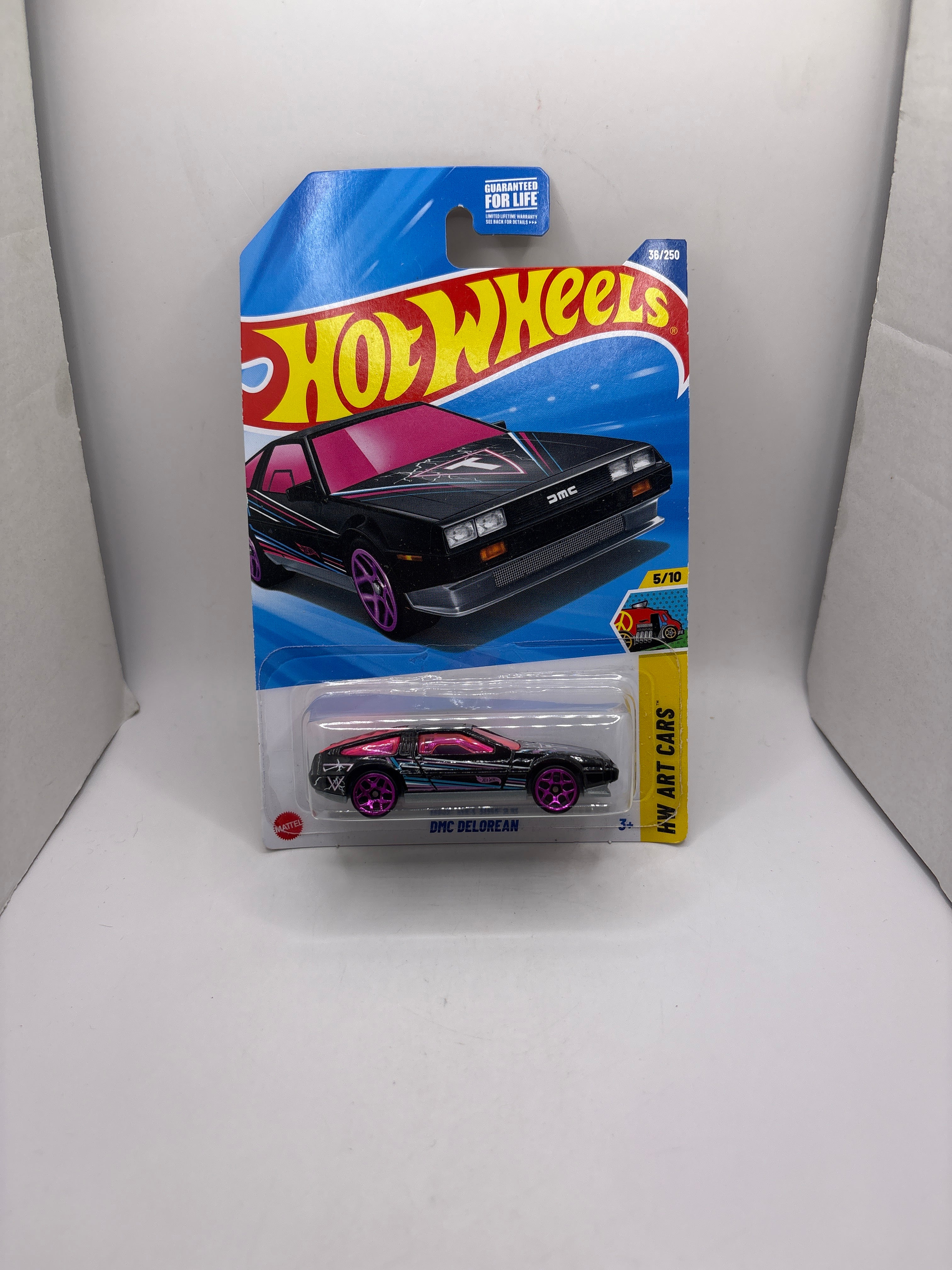 Hot Wheels DMC DeLorean Diecast