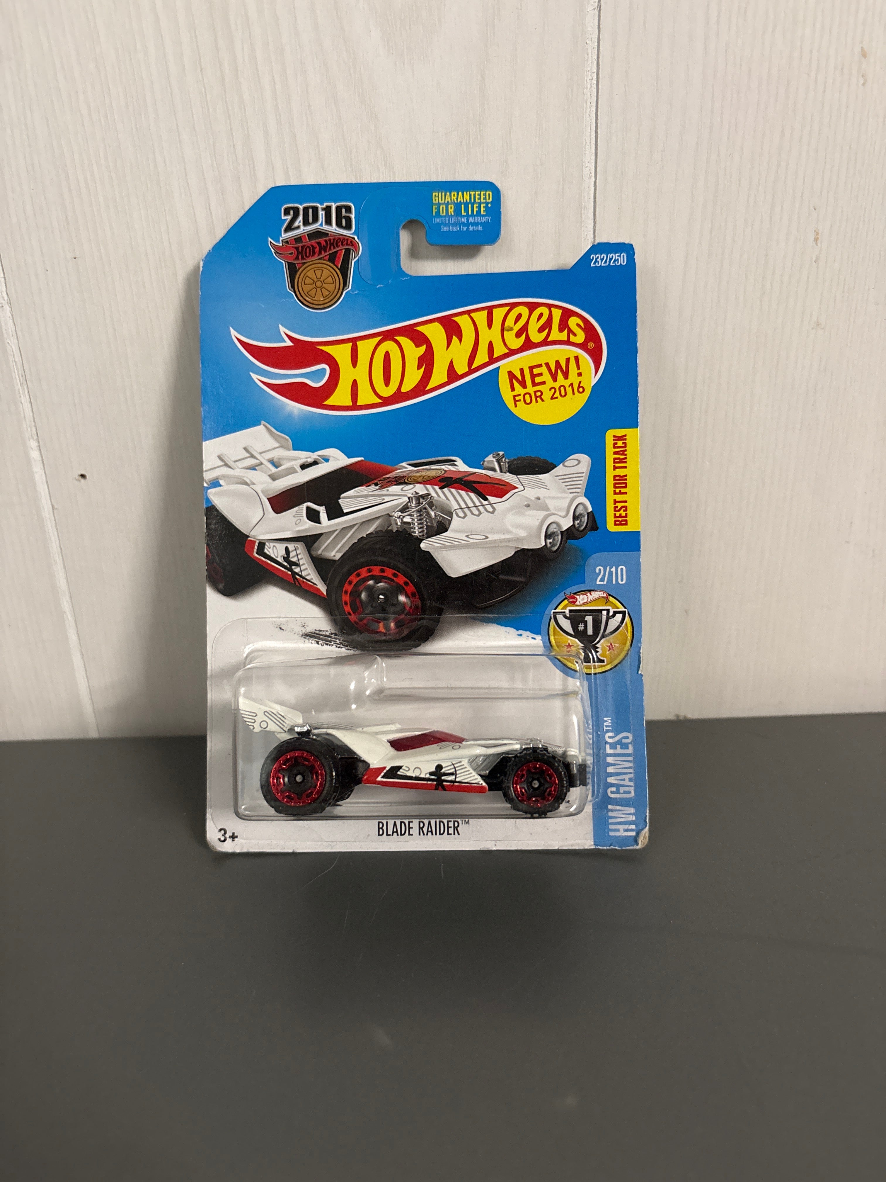 Hot Wheels Blade Raider Diecast