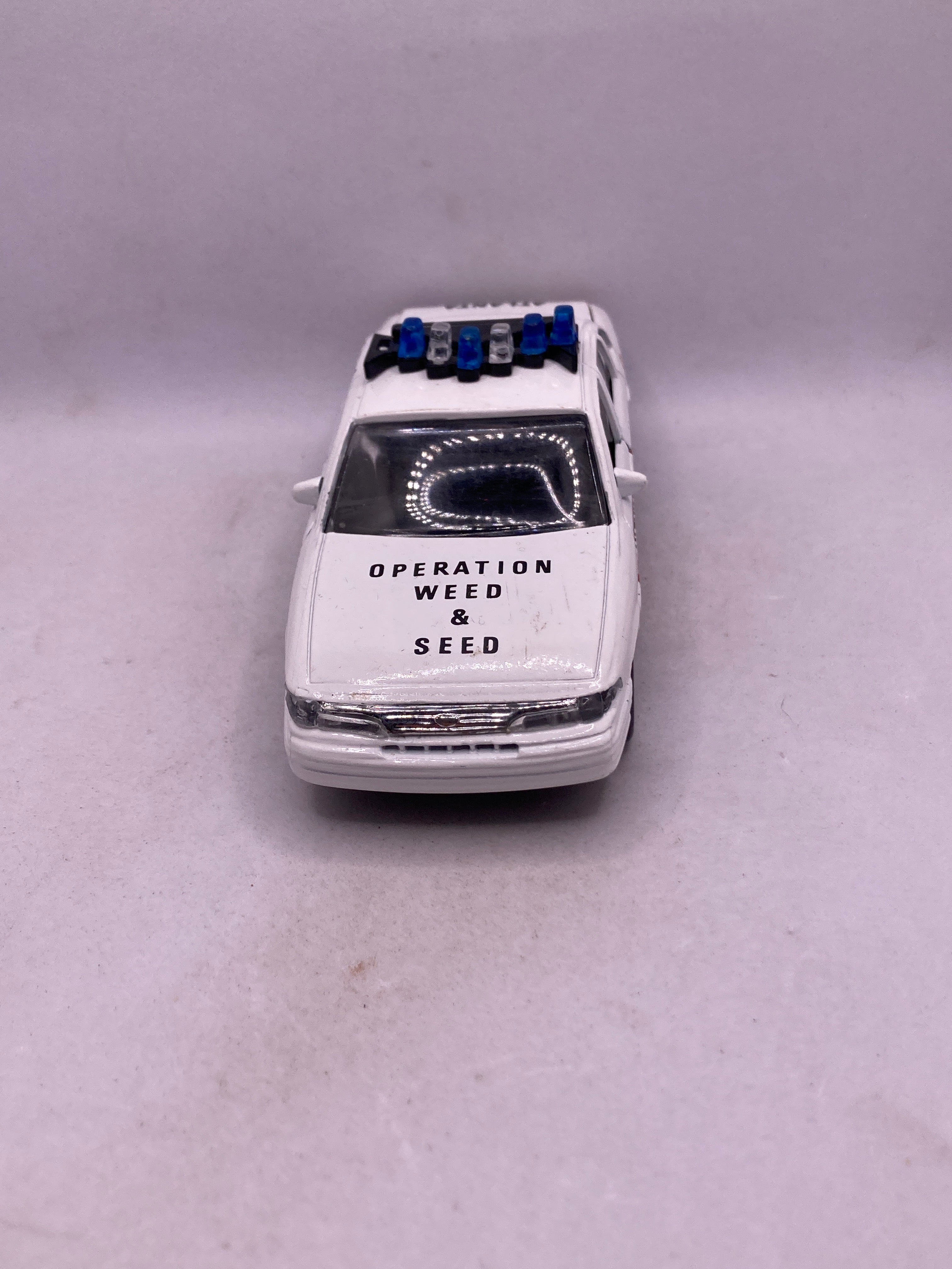 Road Champs Crown Victoria Diecast