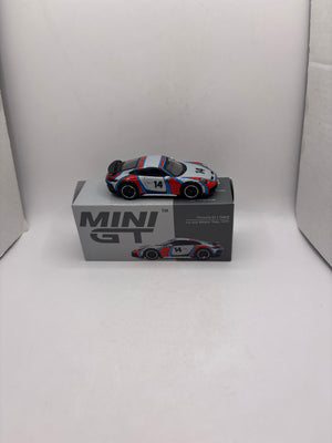 Mini GT Porsche 911 Dakar Diecast multi color