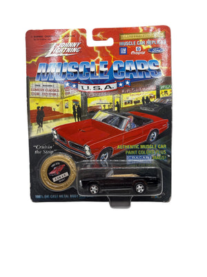 Johnny Lightning 1965 GTO Diecast