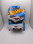 Hot Wheels 69 Corvette Racer Diecast white