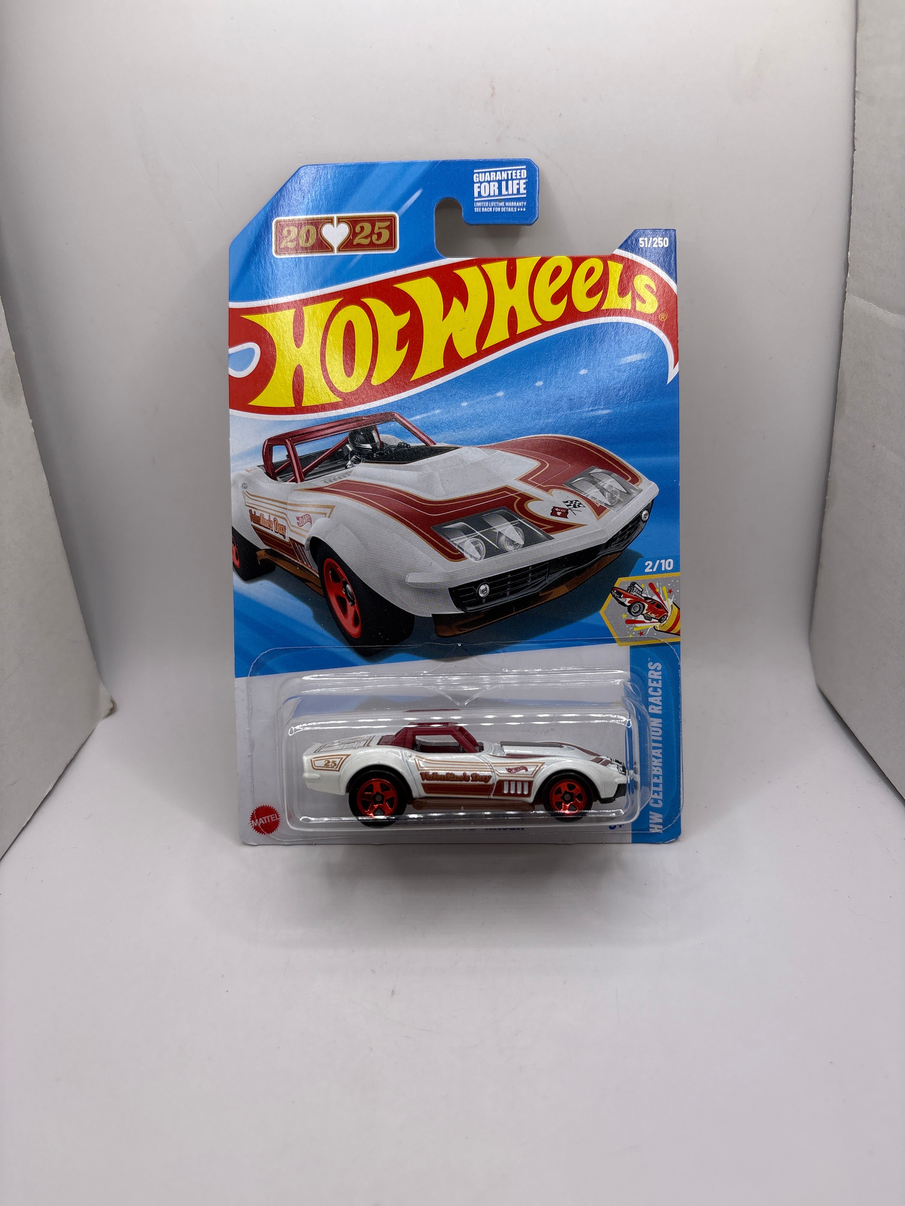 Hot Wheels 69 Corvette Racer Diecast white