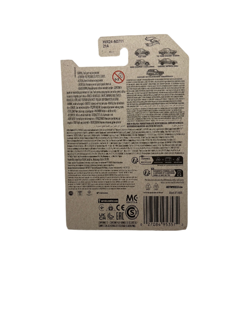 Hot Wheels Custom 69 Volkswagen Squareback Diecast