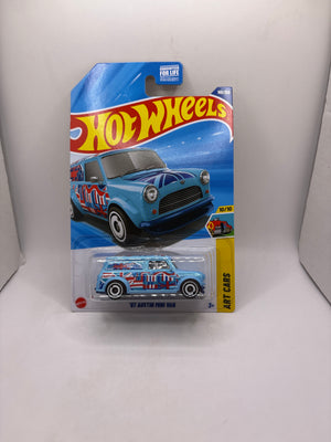 Hot Wheels 67 Austin Mini Van Diecast