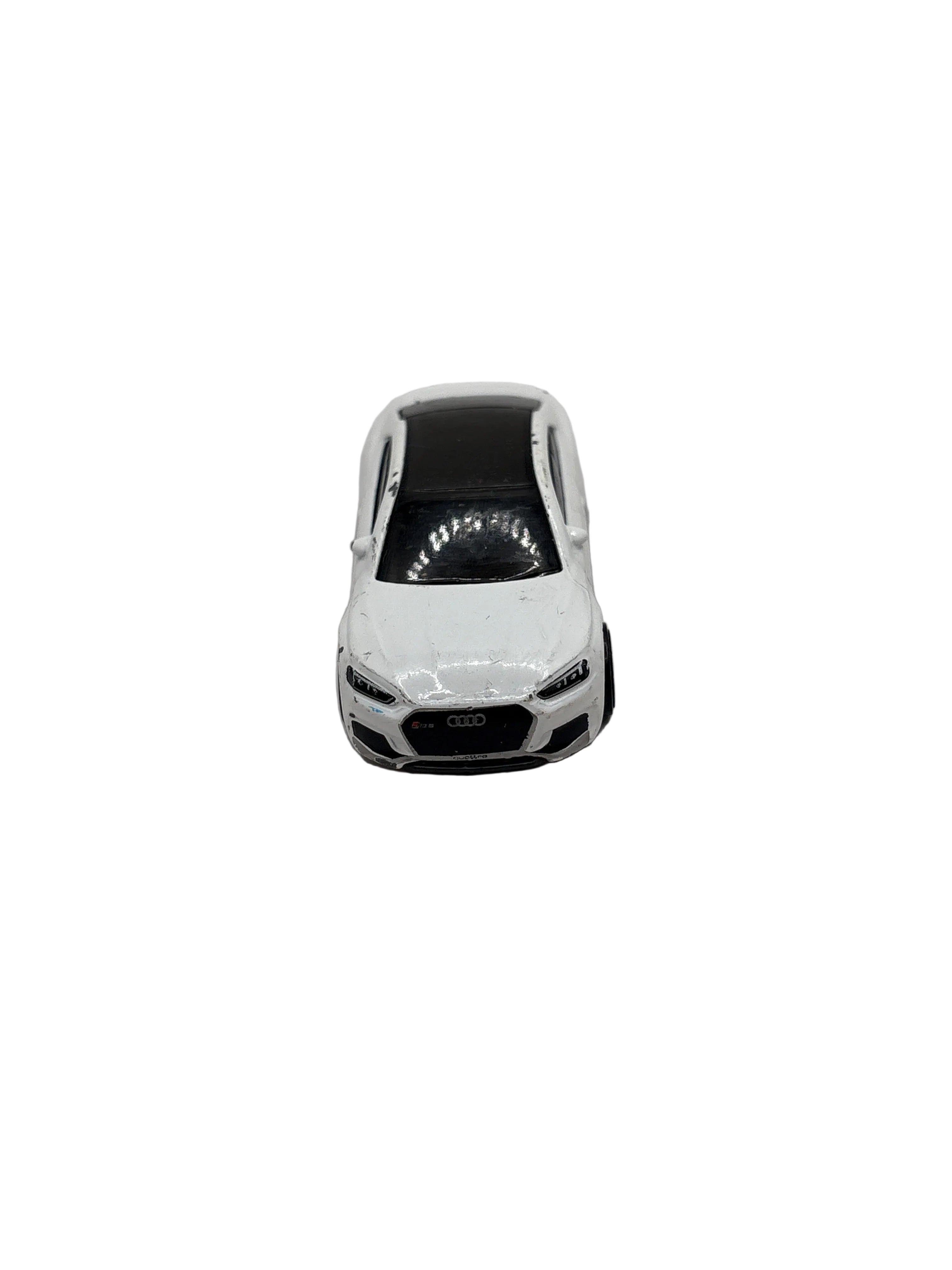 Hot Wheels Audi RS 5 Coupe Diecast white