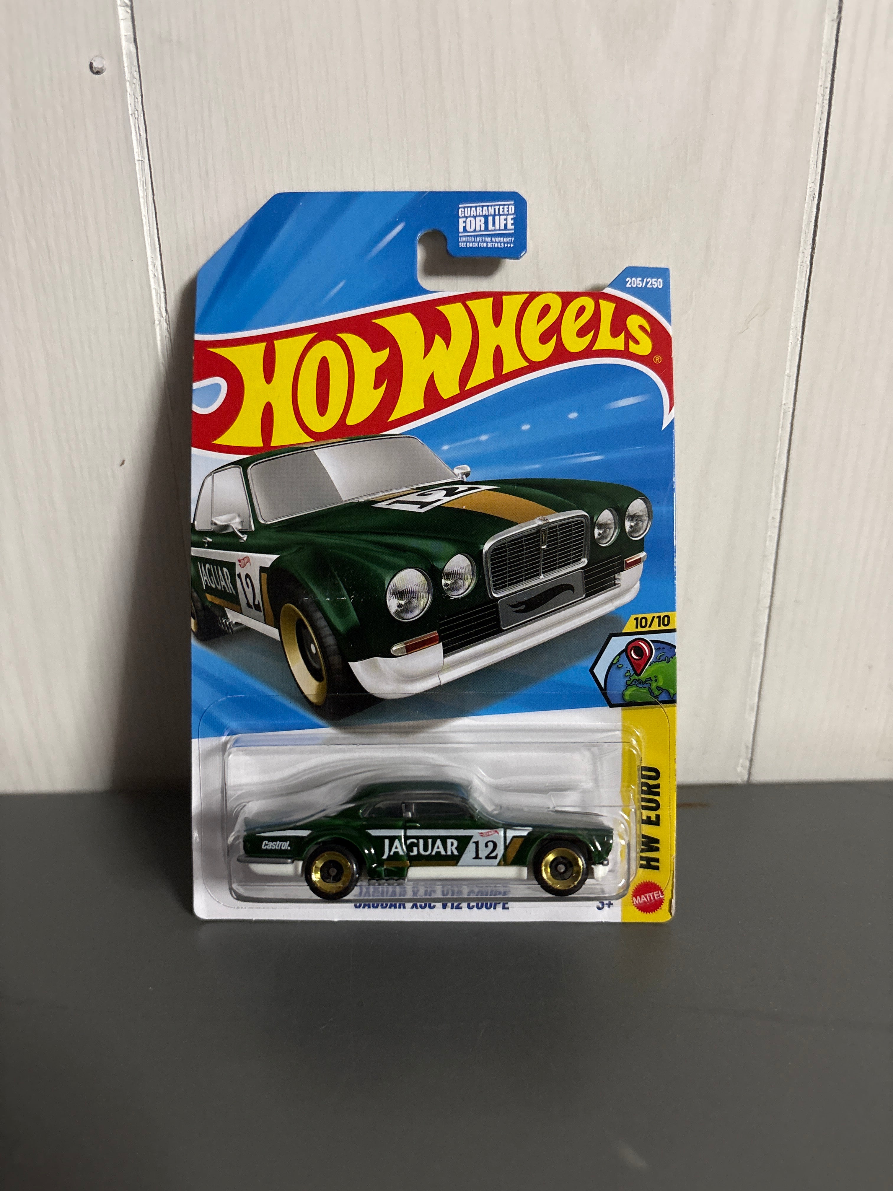Hot Wheels Jaguar XJC V12 Coupe Diecast green