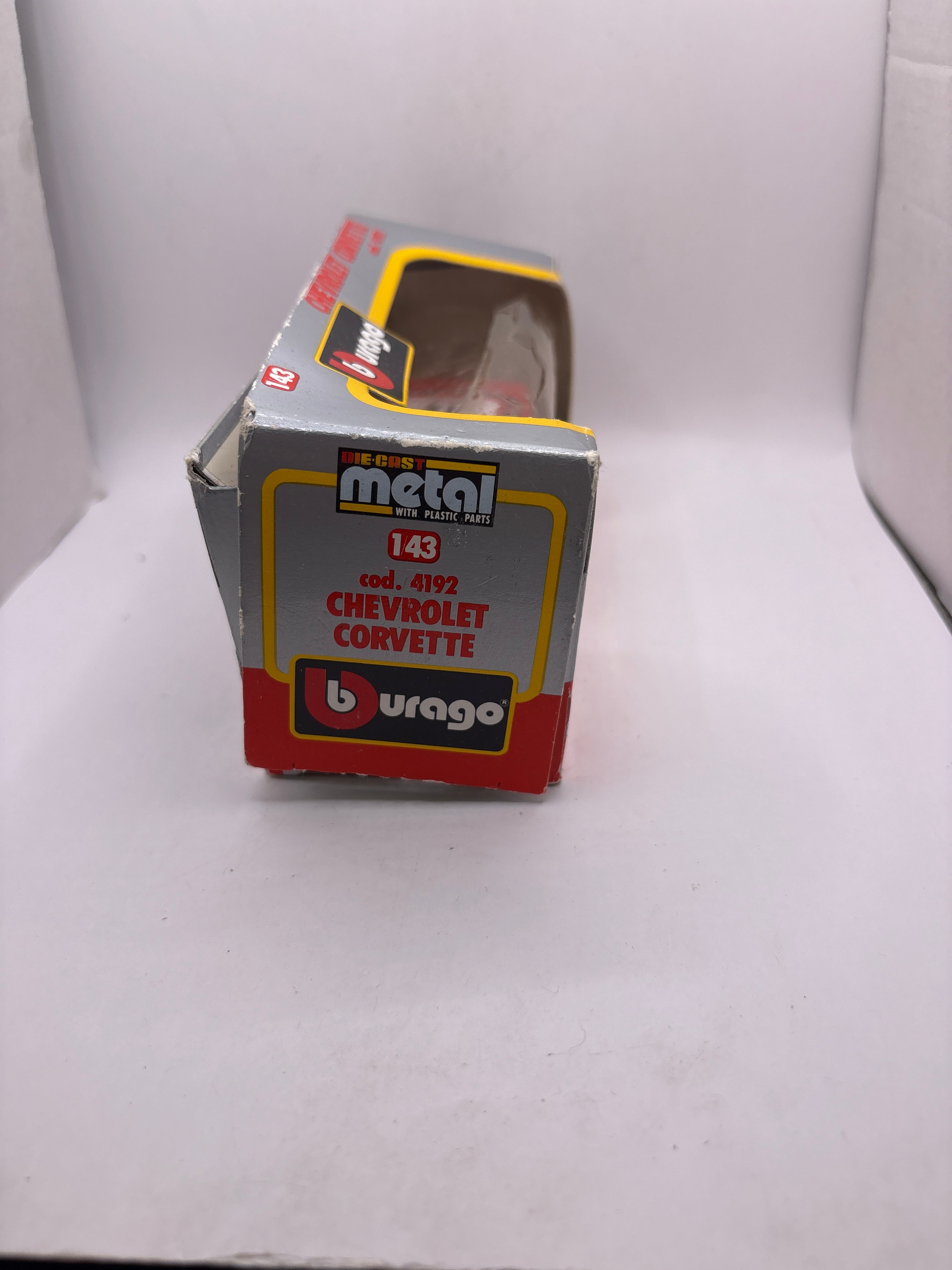Burago Chevrolet Corvette Diecast red