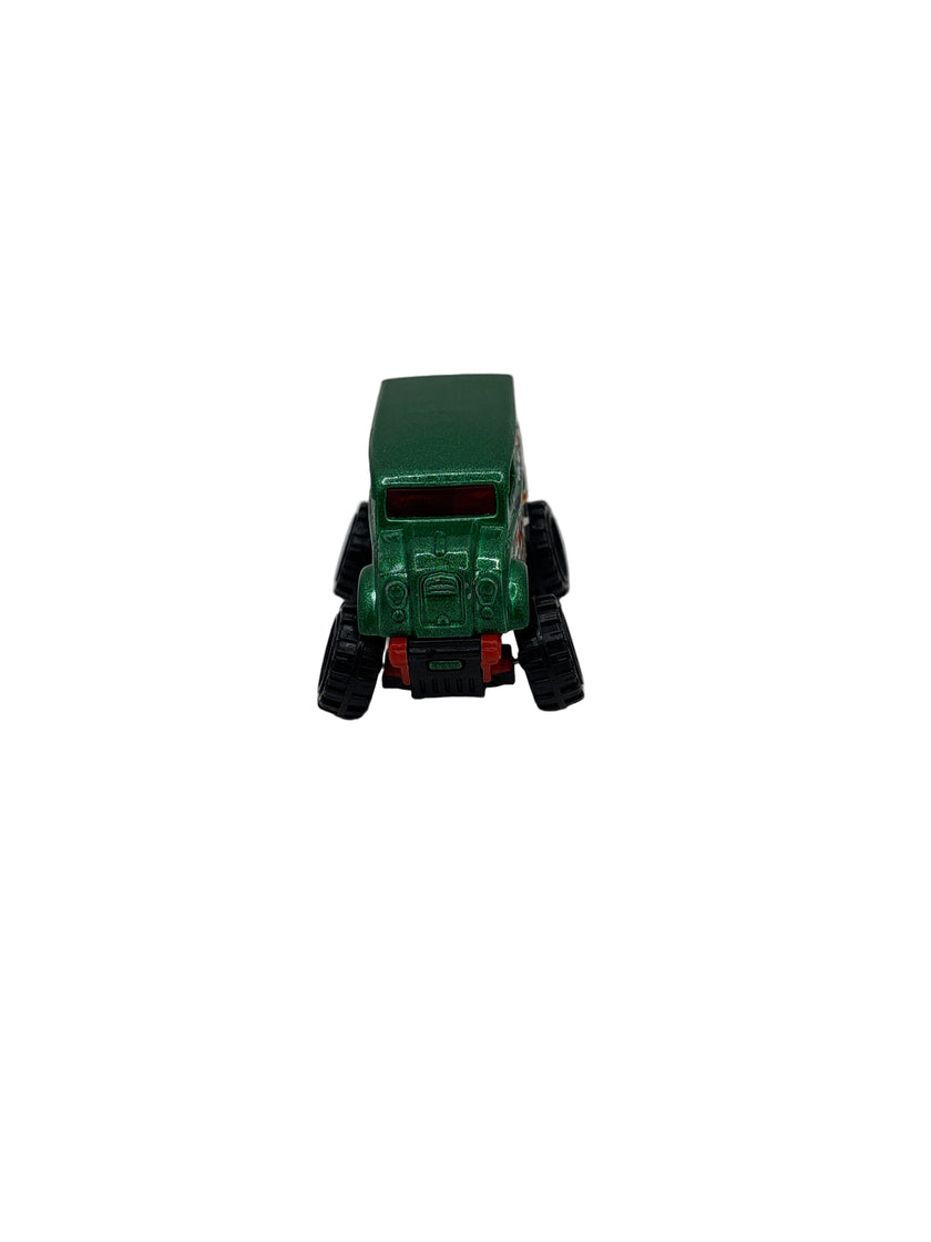 Hot Wheels Monster Dairy Delivery Diecast green