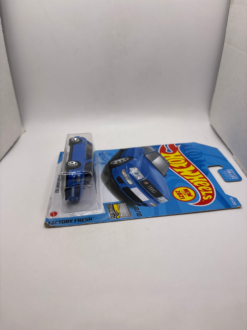 Hot Wheels 94 Audi Avant RS2 Diecast
