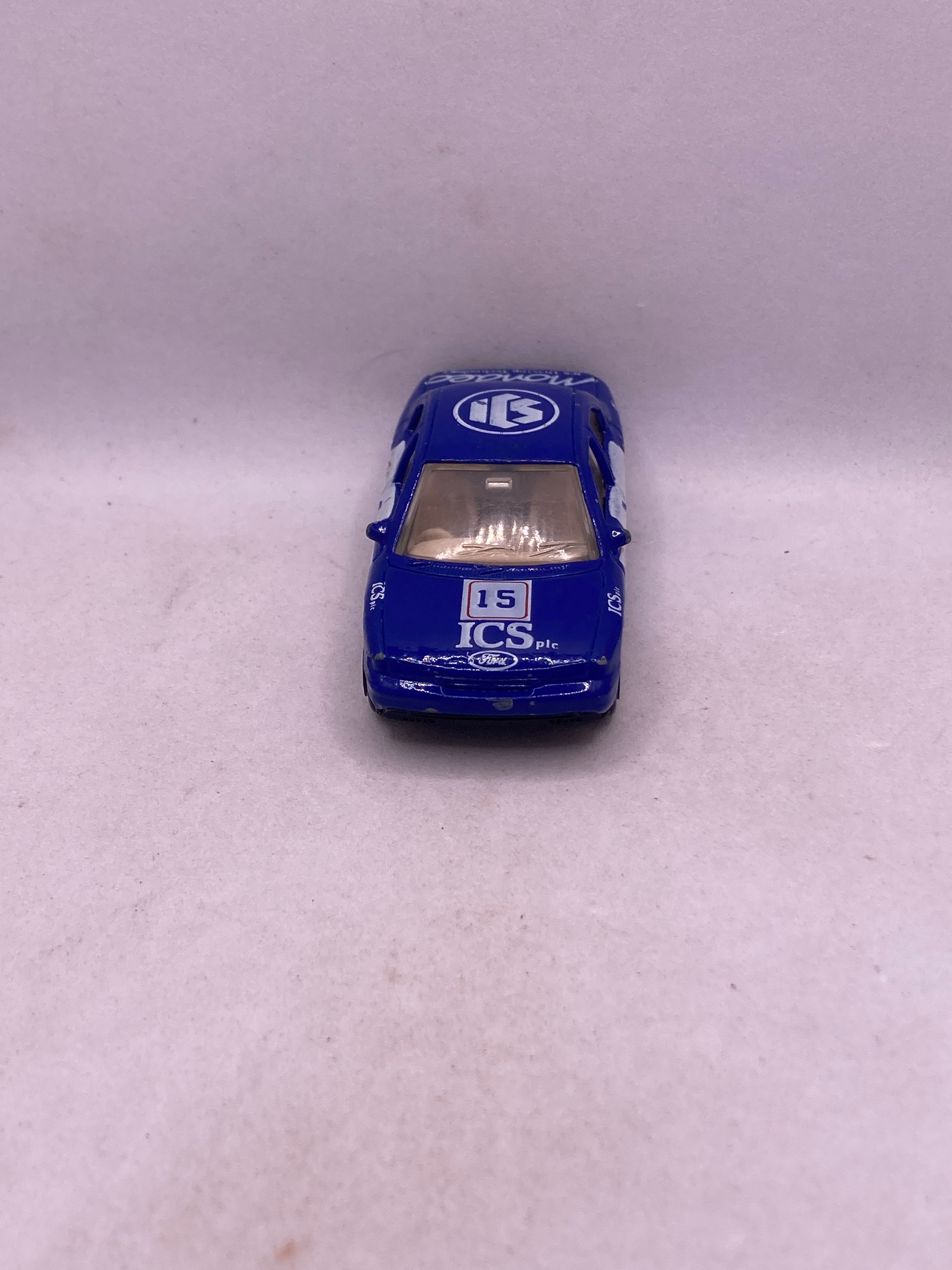 Matchbox Ford Mondeo Ghia Diecast