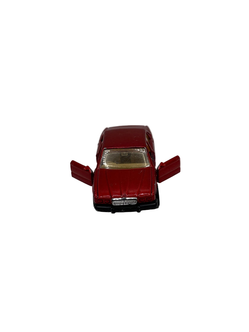Matchbox Jaguar XJ6 Diecast red