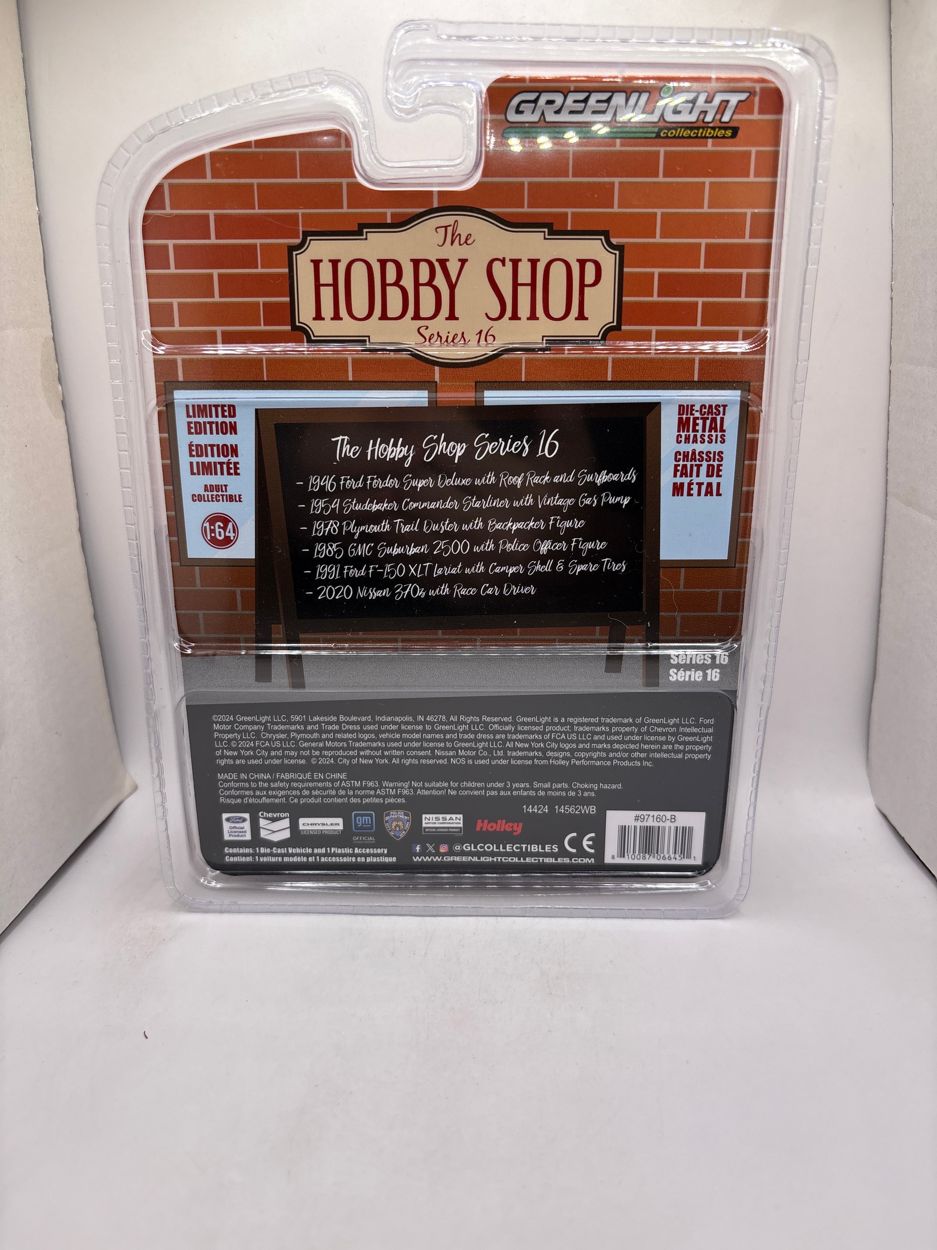 Greenlight 1954 Studebaker Commander Starliner Witg Vintage Gas Pump Diecast