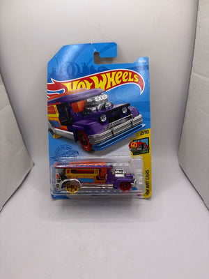 Hot Wheels Road Bandit Diecast purple