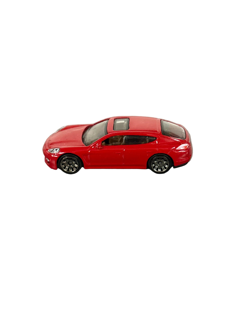 Matchbox 2010 Porsche Panamera Diecast
