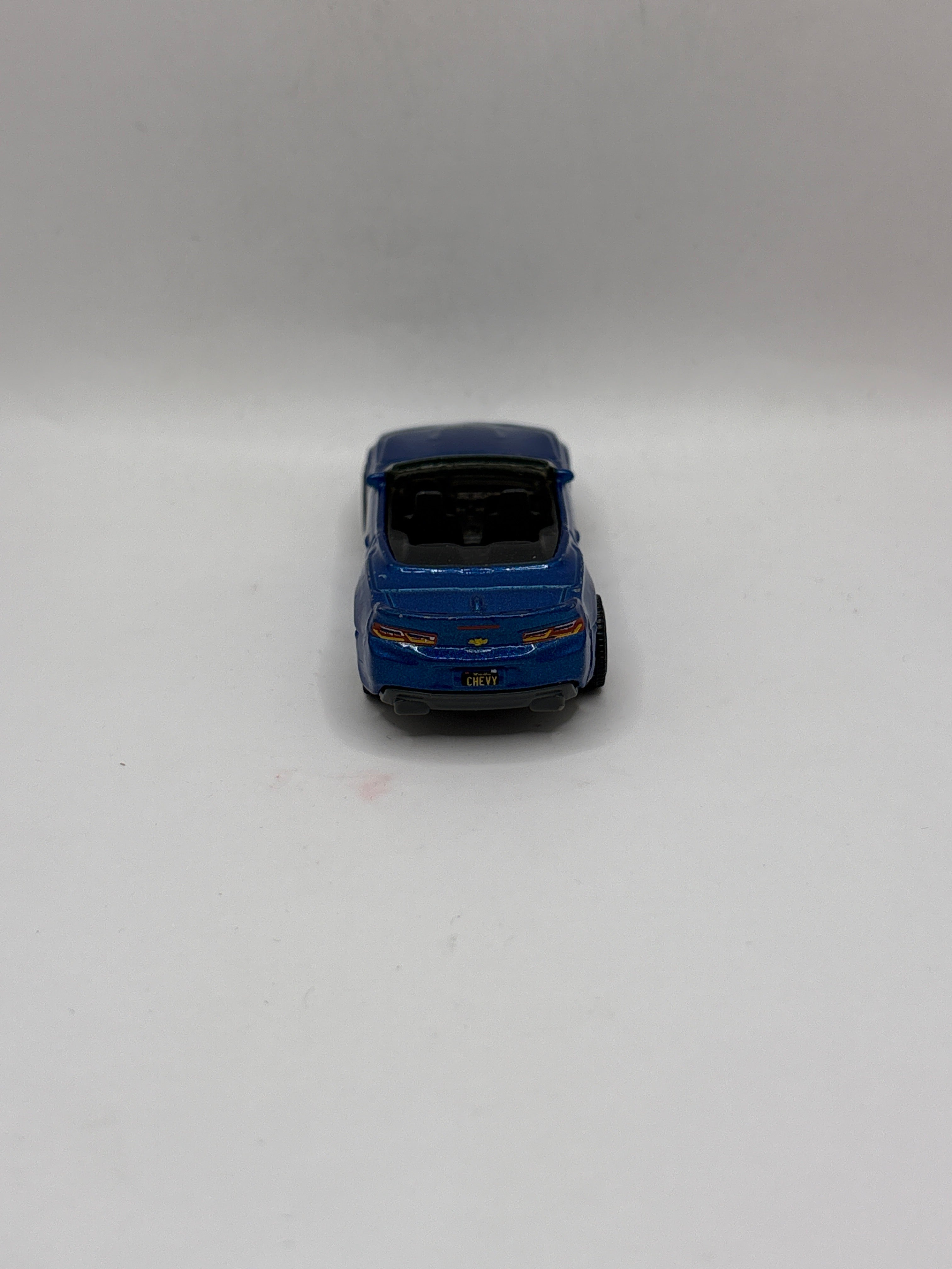 Matchbox 16 Chevy Camaro Diecast