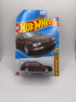 Hot Wheels 94 Audi Avant RS2 Diecast