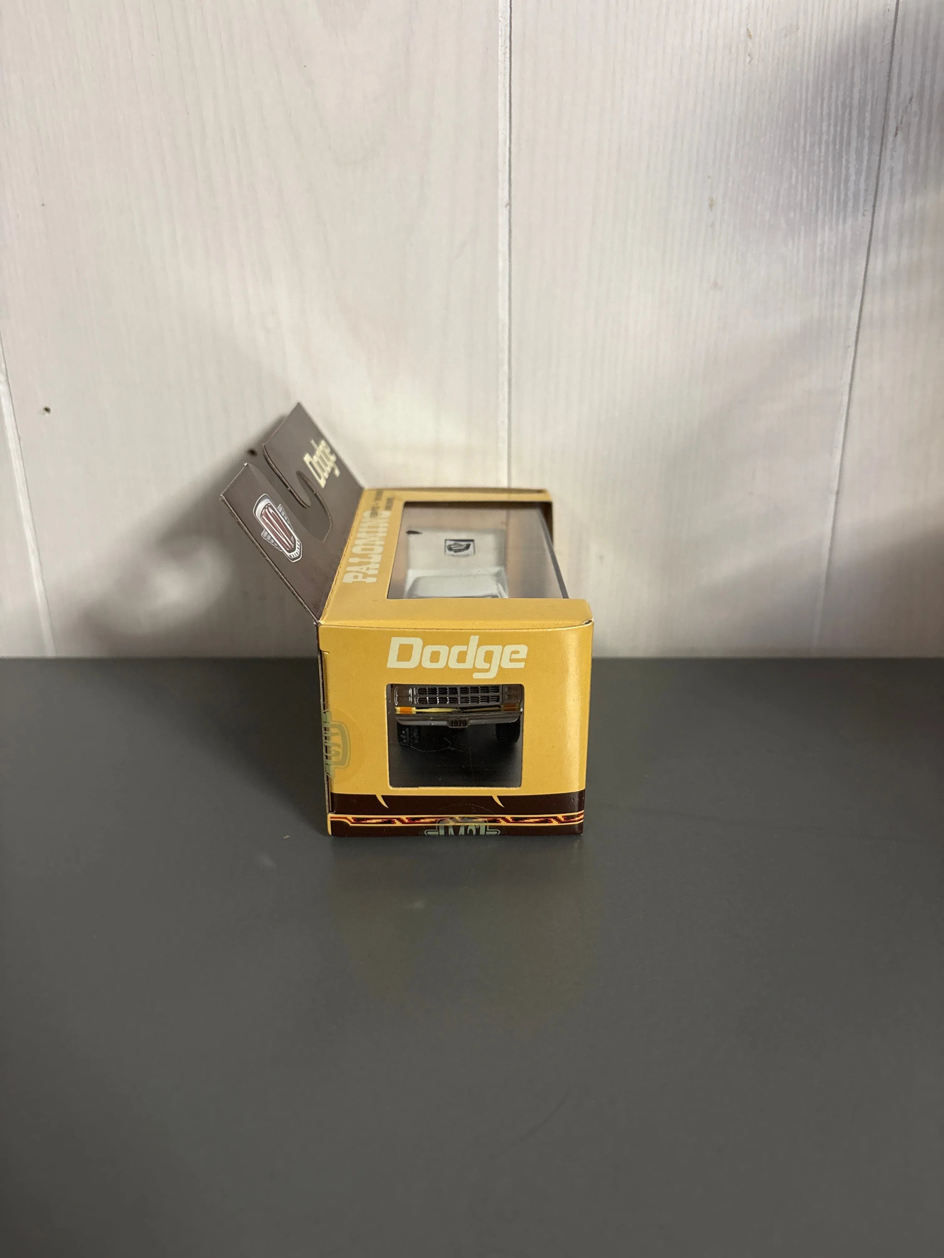 M2 1979 Dodge Adventurer 150-Palomino Diecast yellow