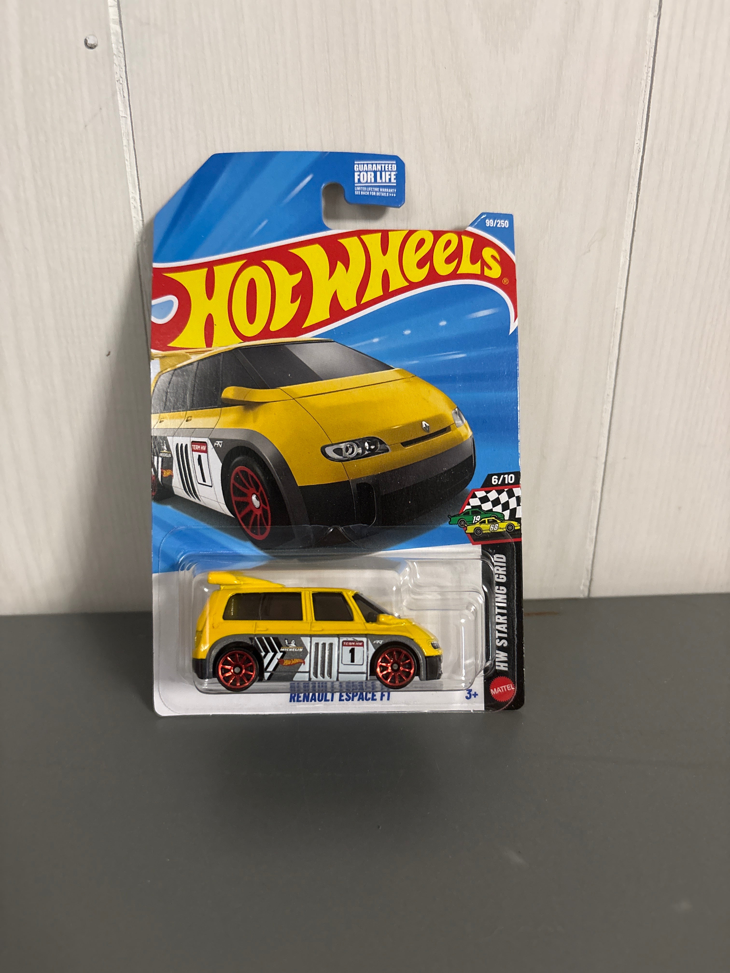 Hot Wheels Renault Espace F1 Diecast