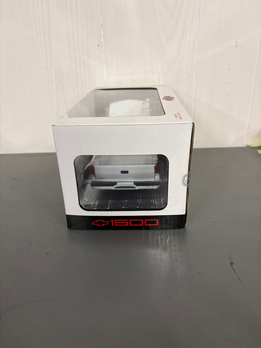 M2 1993 Chevrolet SS 454 Diecast
