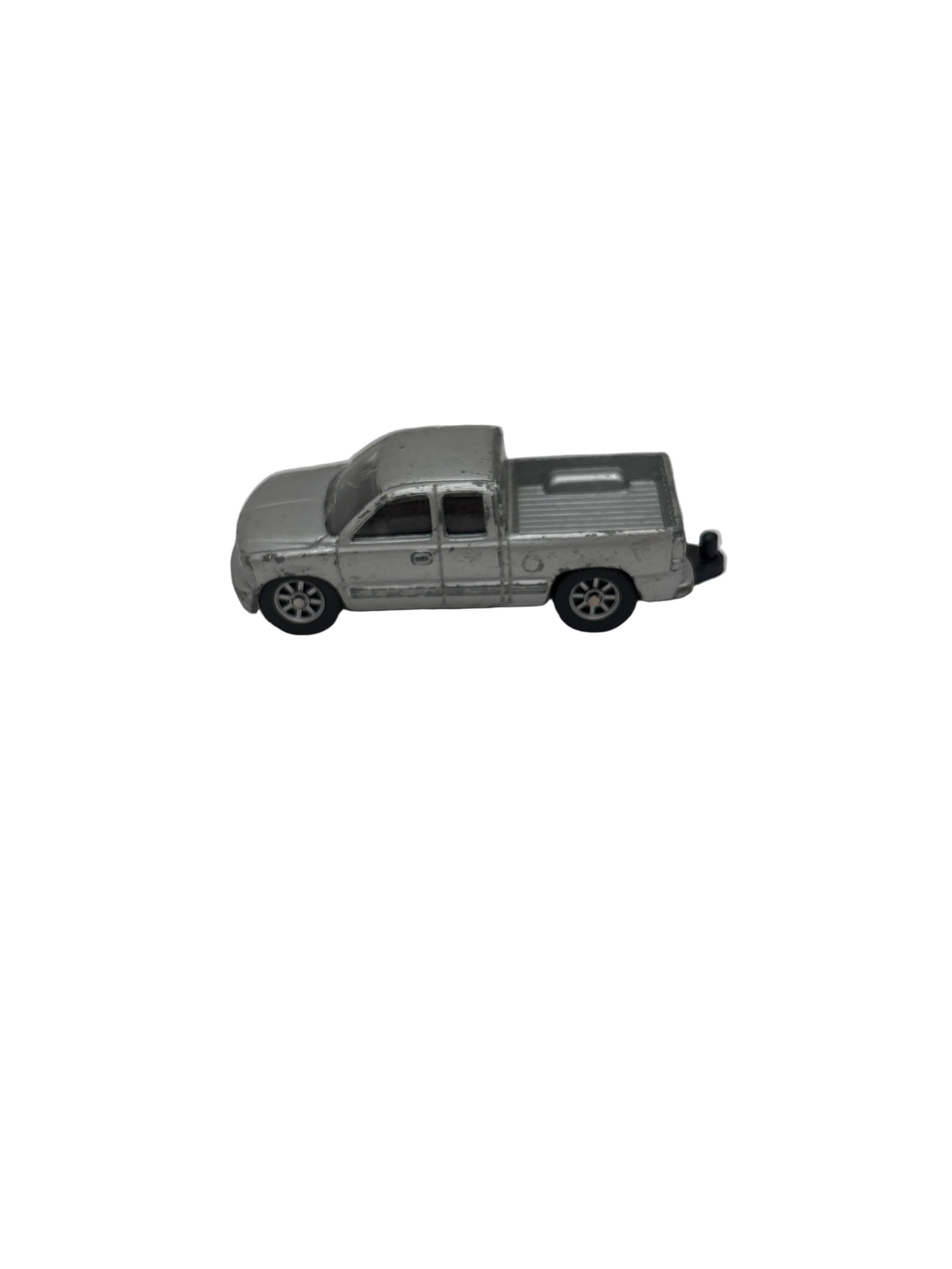 Maisto Chevy Silverado Diecast silver