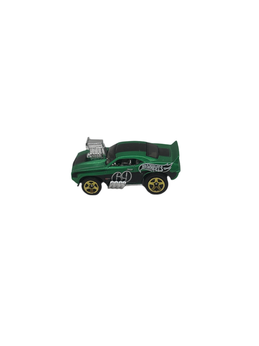 Hot Wheels 69 Camaro Z28 Diecast green
