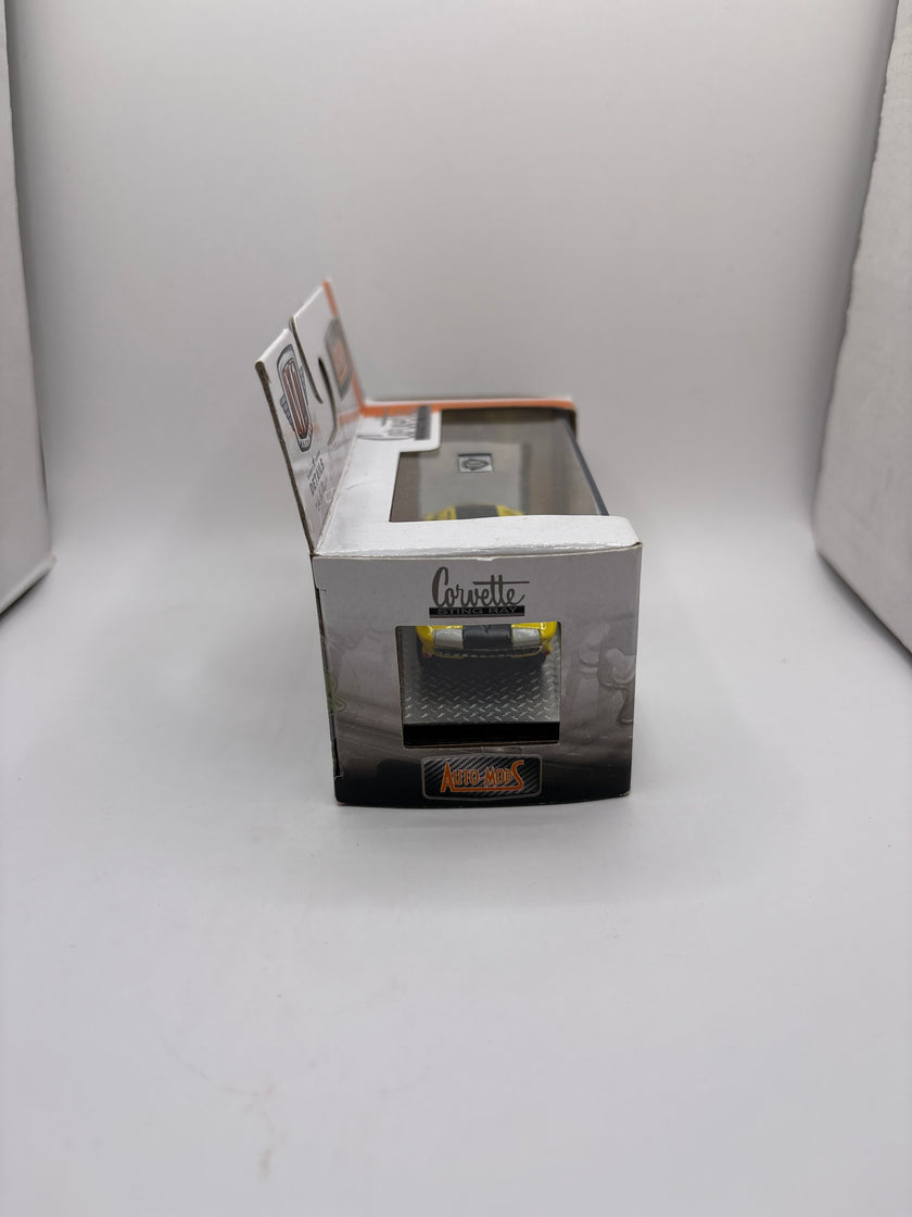 M2 1966 Chevrolet Corvette 427 Diecast