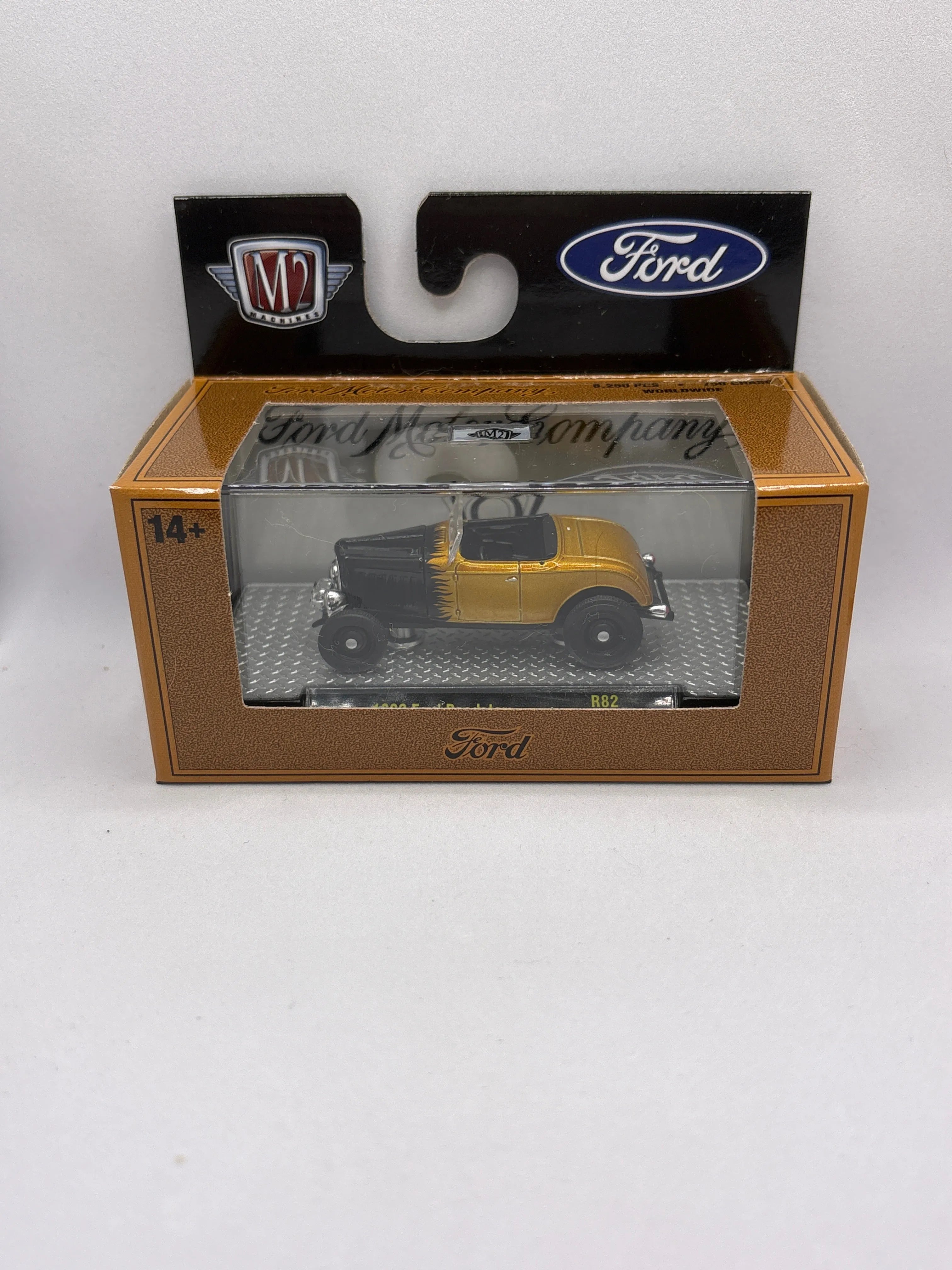 M2 1932 Ford Roadster Diecast