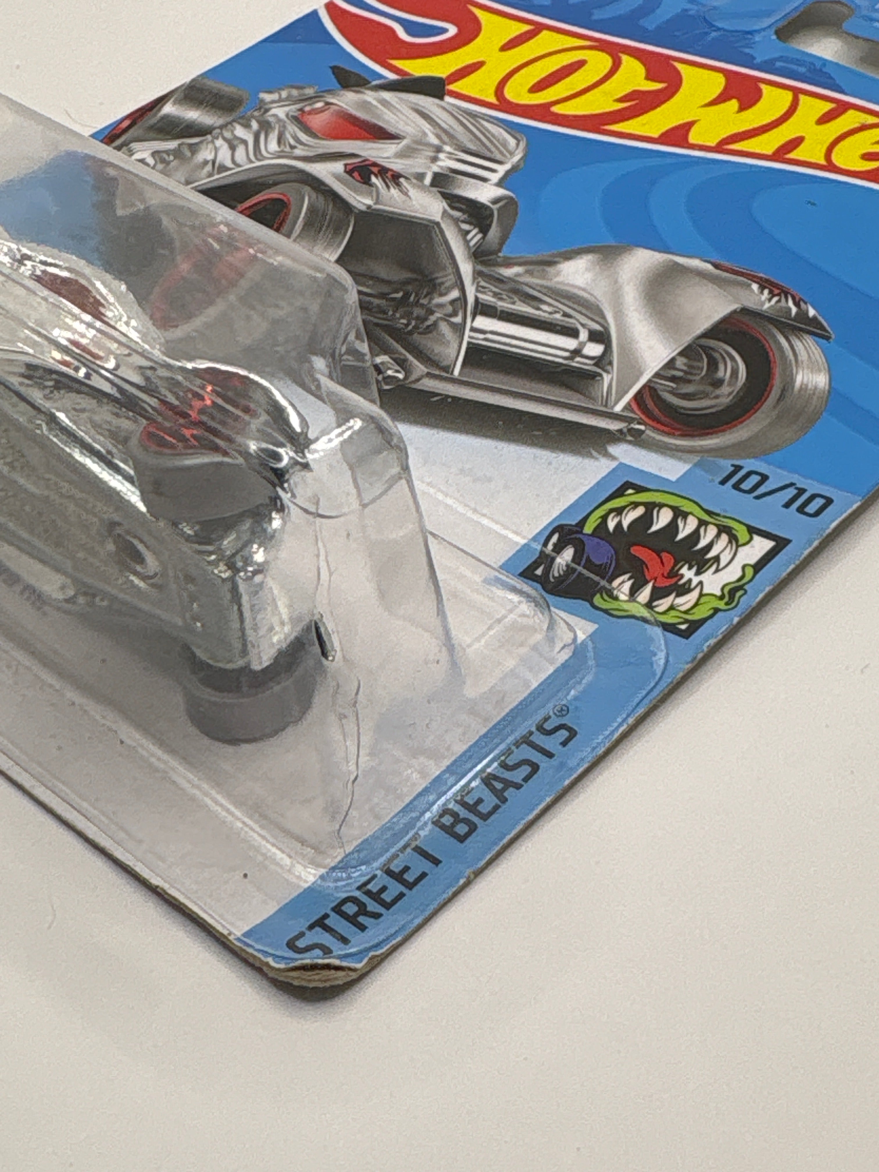 Hot Wheels Tomb Up Diecast