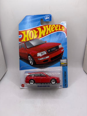 Hot Wheels 94 Audi Avant RS2 Diecast red