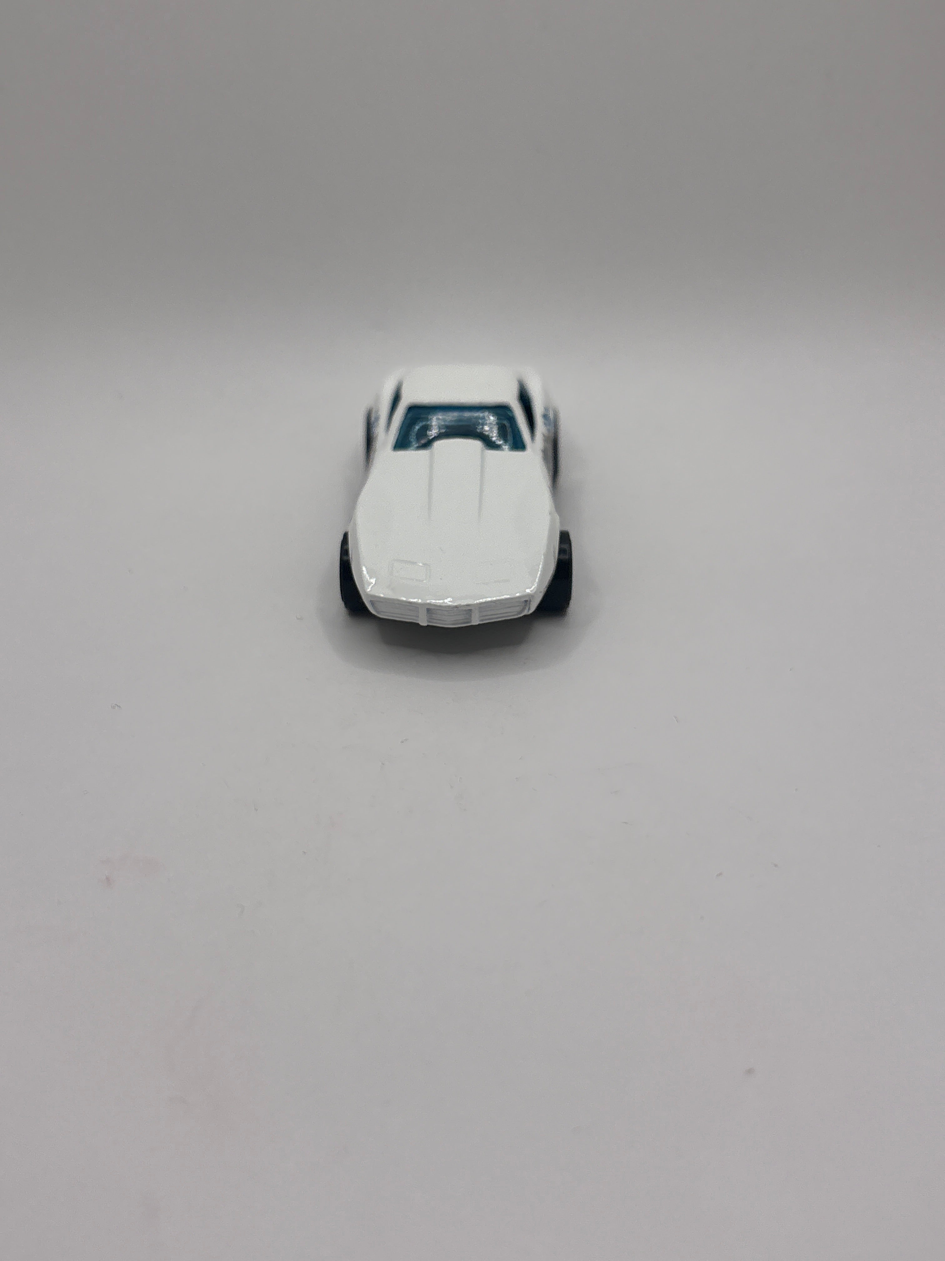 Hot Wheels Corvette Sting Ray Diecast