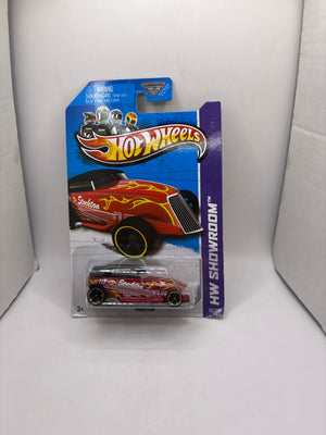Hot Wheels Phaeton Diecast red