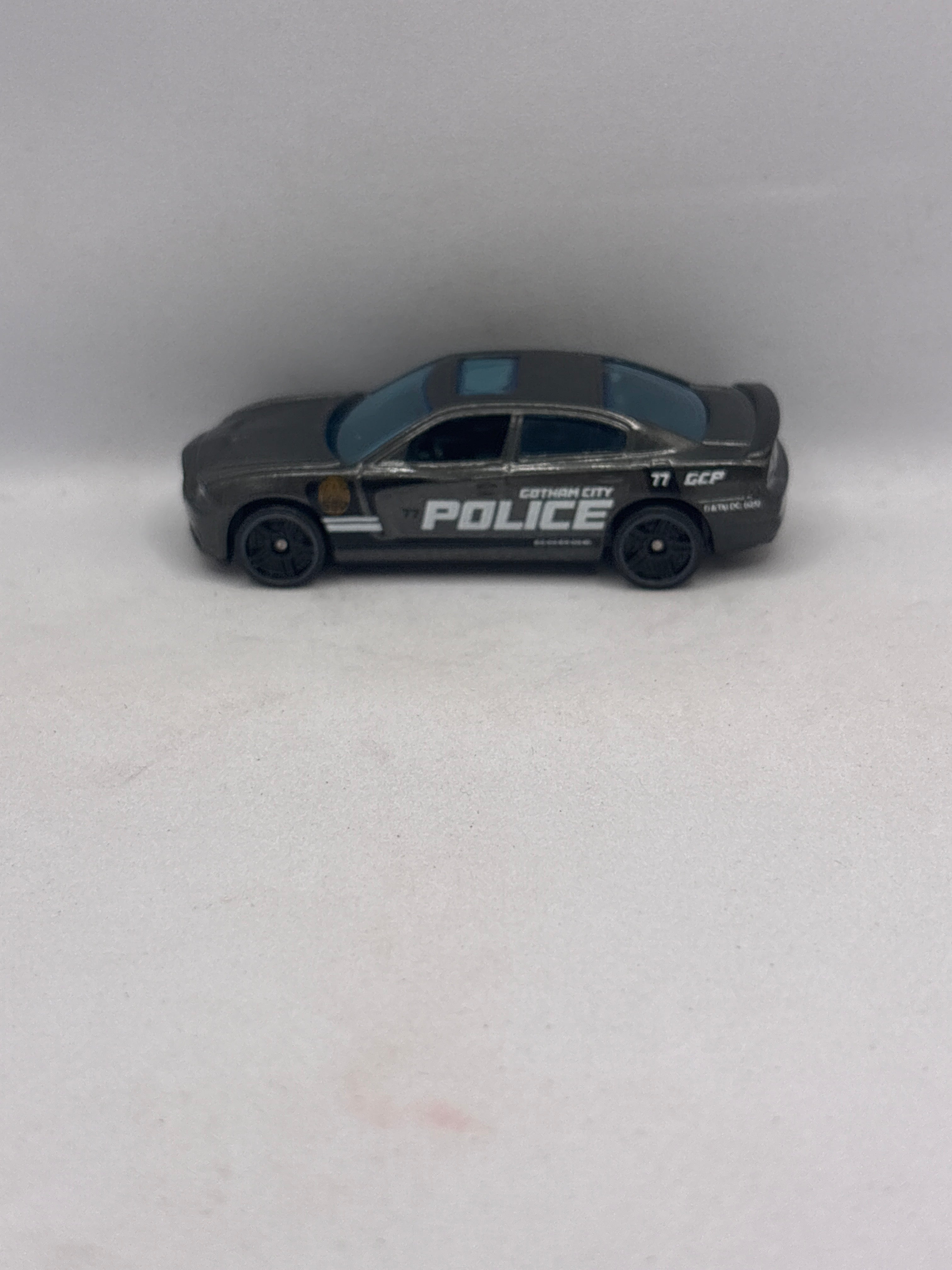 Hot Wheels 11 Dodge Charger R/T Diecast