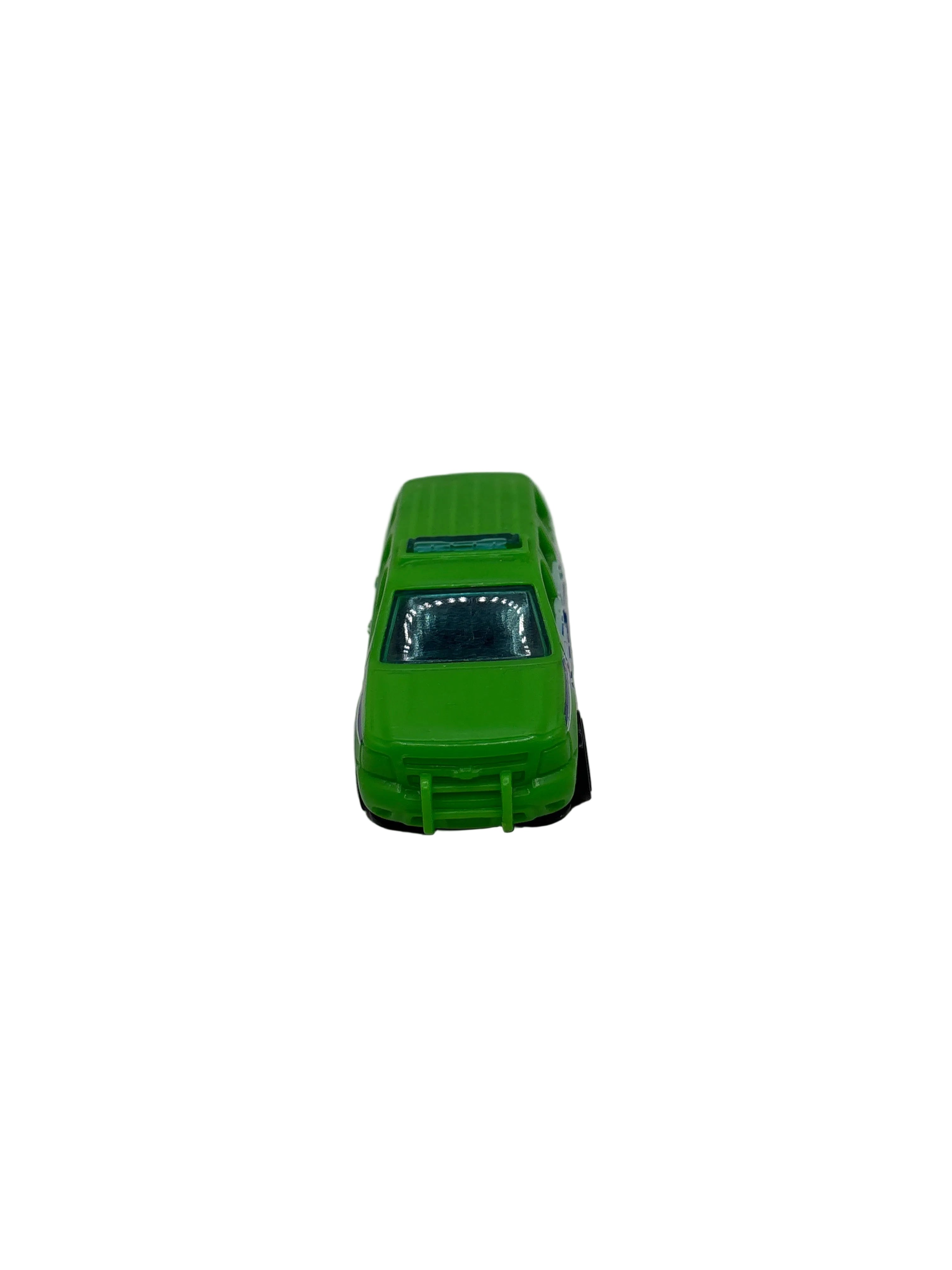 Hot Wheels 07 Chevy Tahoe Diecast green