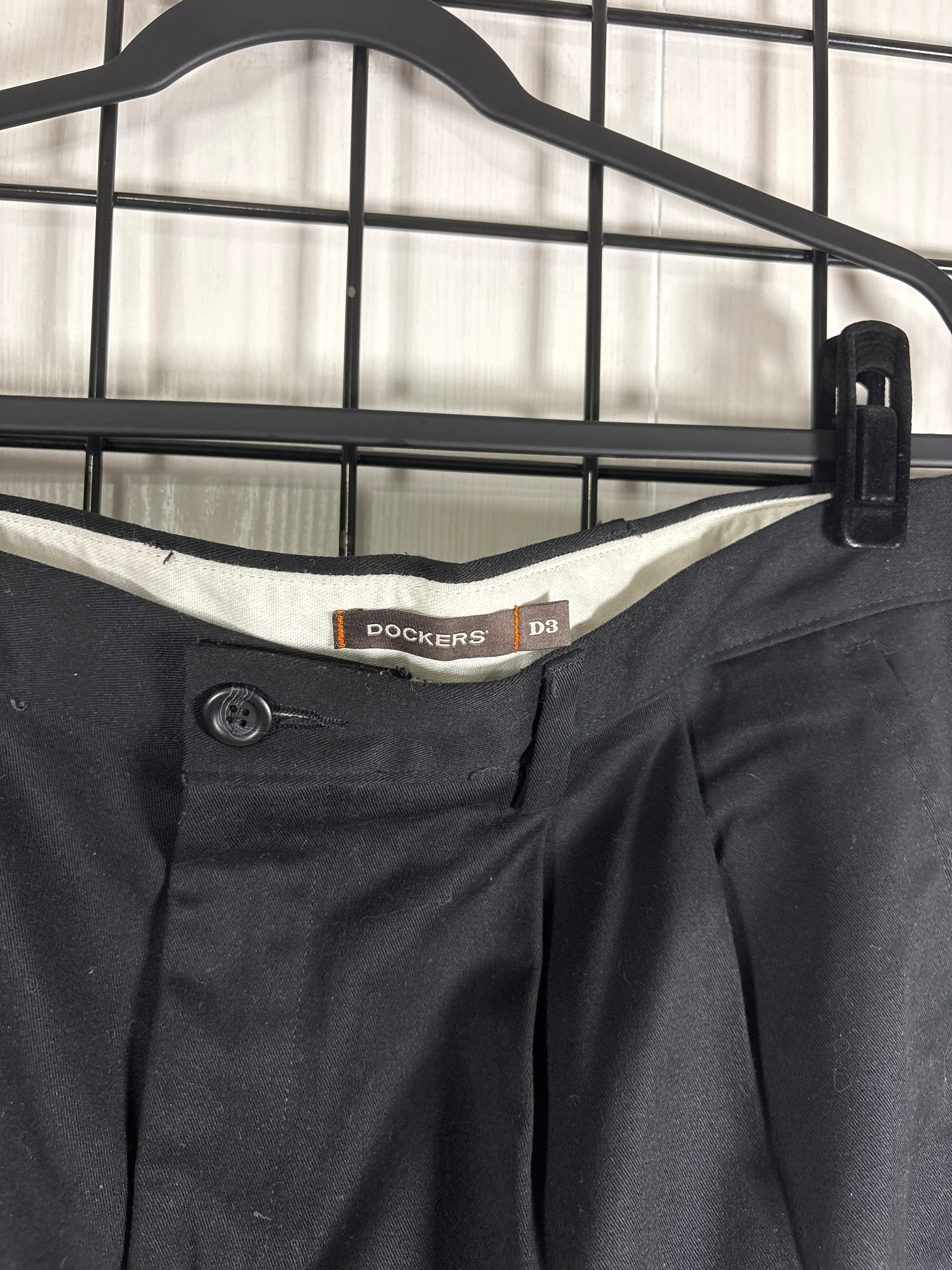 Dockers D3 Khakis