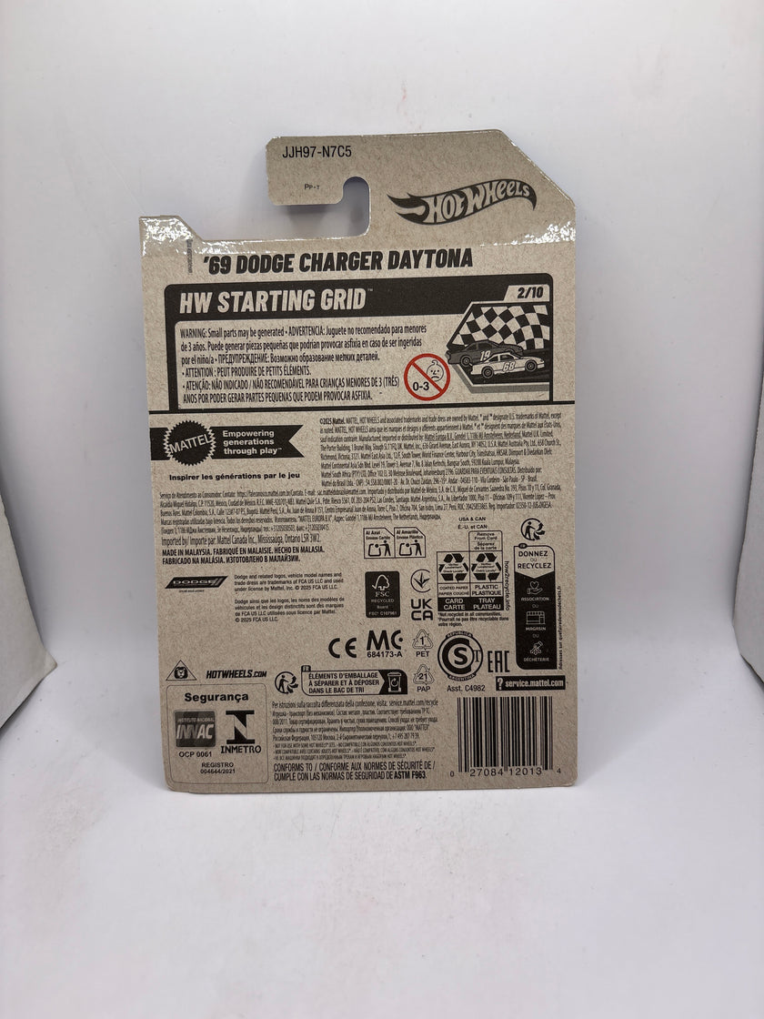 Hot Wheels 69 Dodge Charger Daytona Diecast