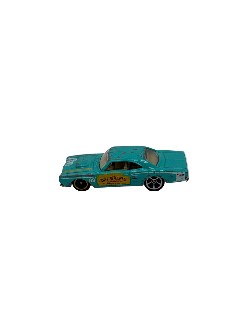 Hot Wheels 69 Dodge Coronet Super Bee Diecast blue