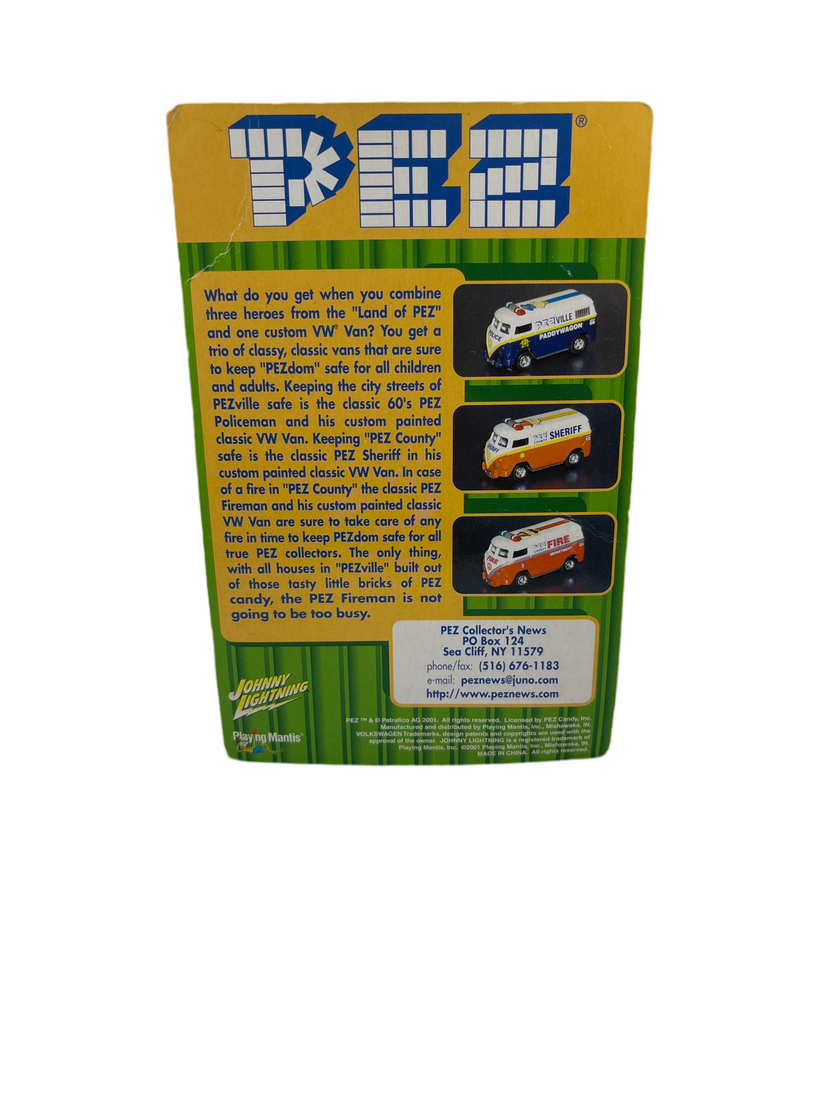 Johnny Lightning Volkswagen Bus Diecast