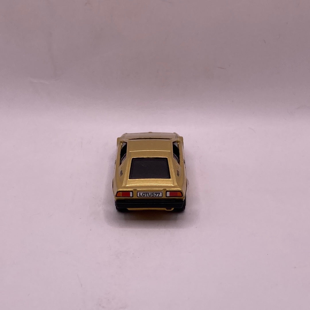 Hot Wheels Lotus Espirit S1 Diecast