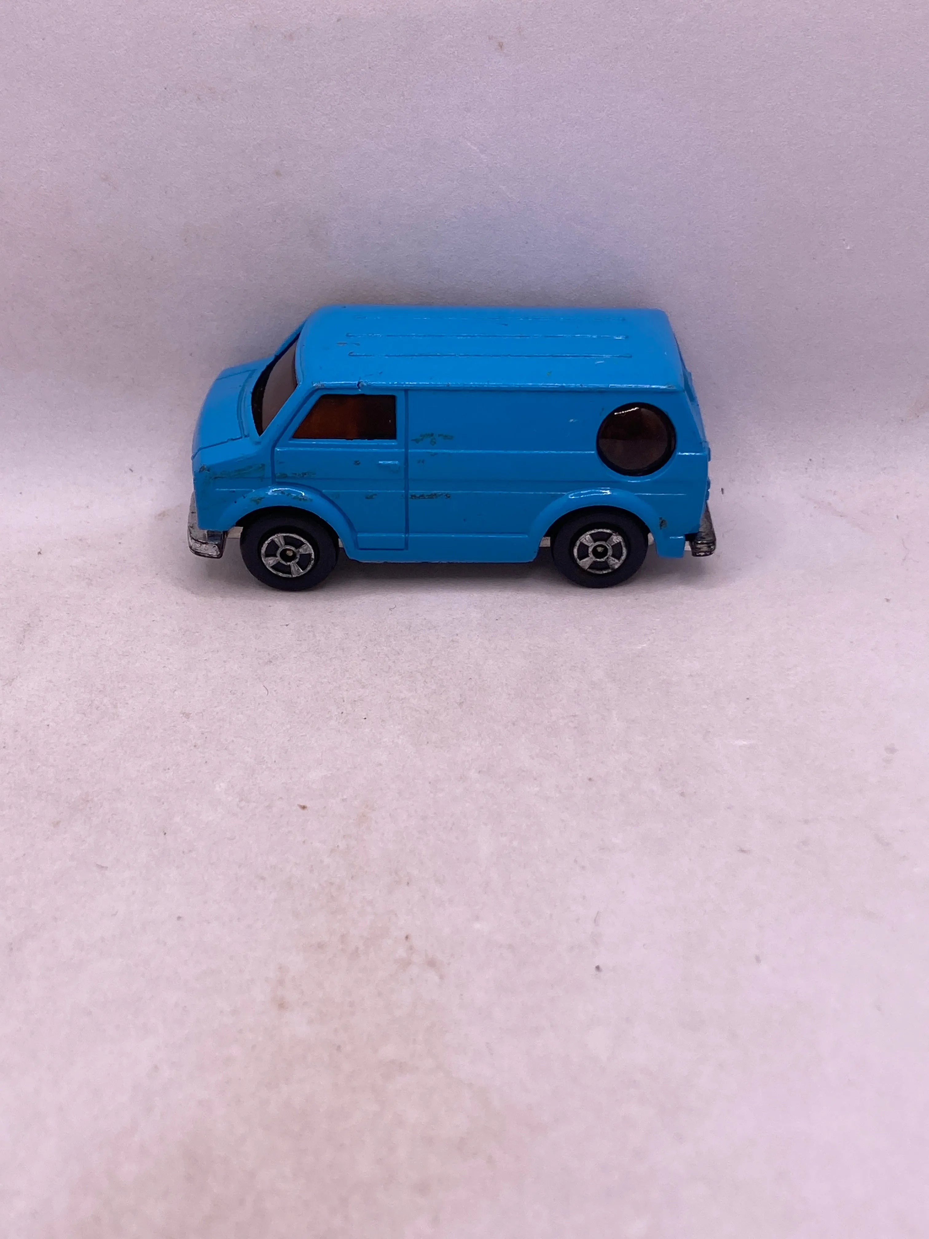 Bedford Van Diecast