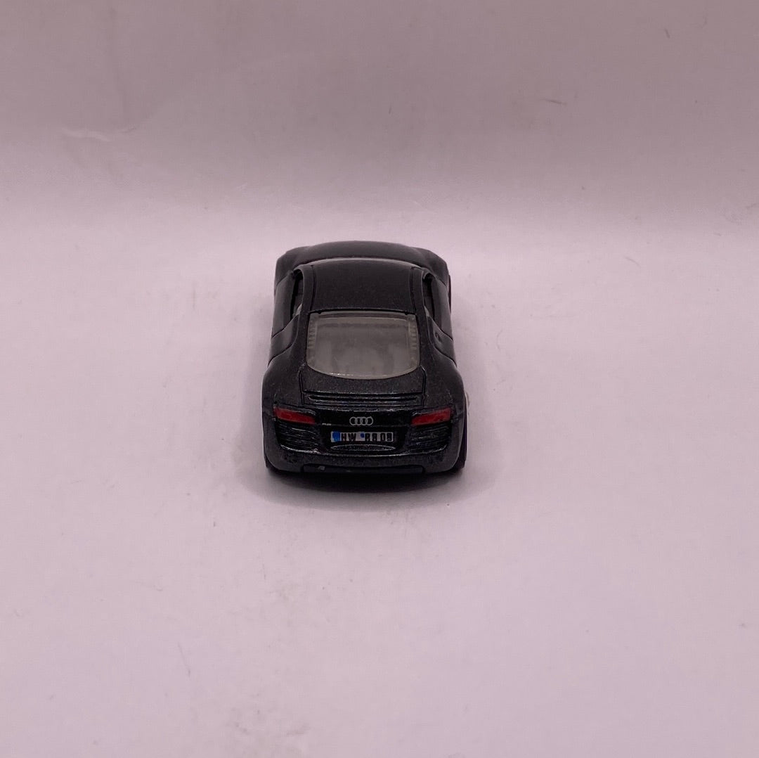 Hot Wheels 07 Audi R8 Diecast