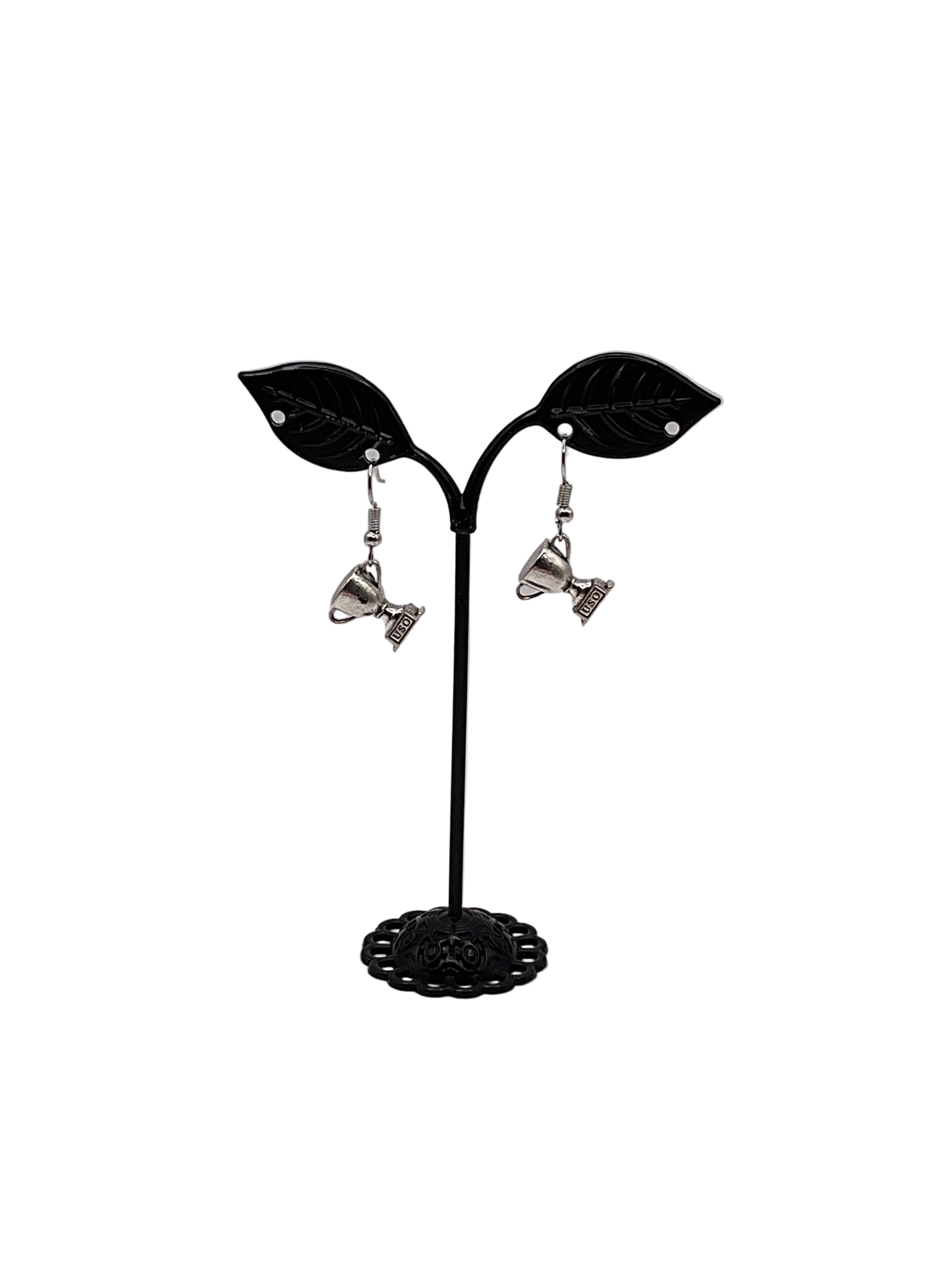 Trophy earrings