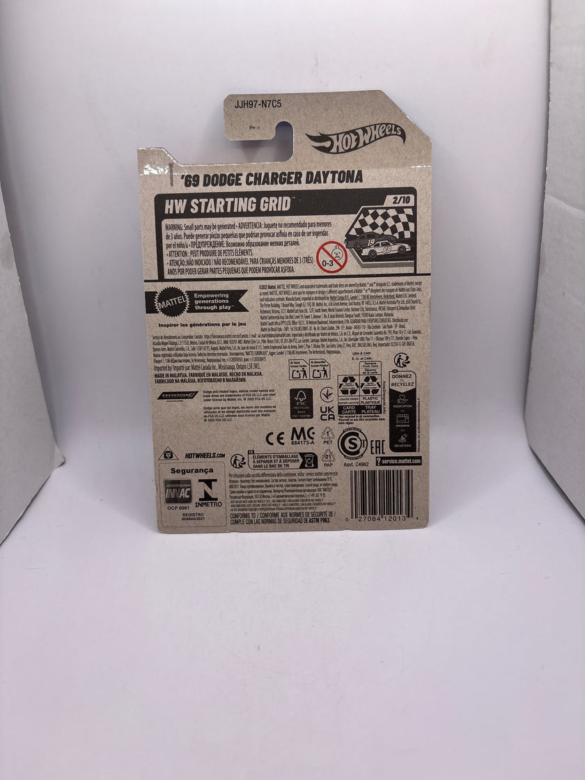 Hot Wheels 69 Dodge Charger Daytona Diecast