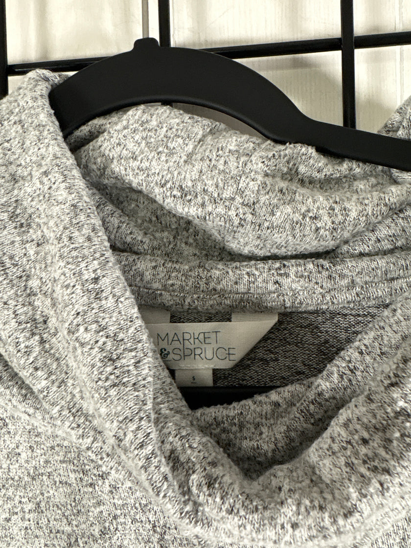 Market & Spruce Sweater