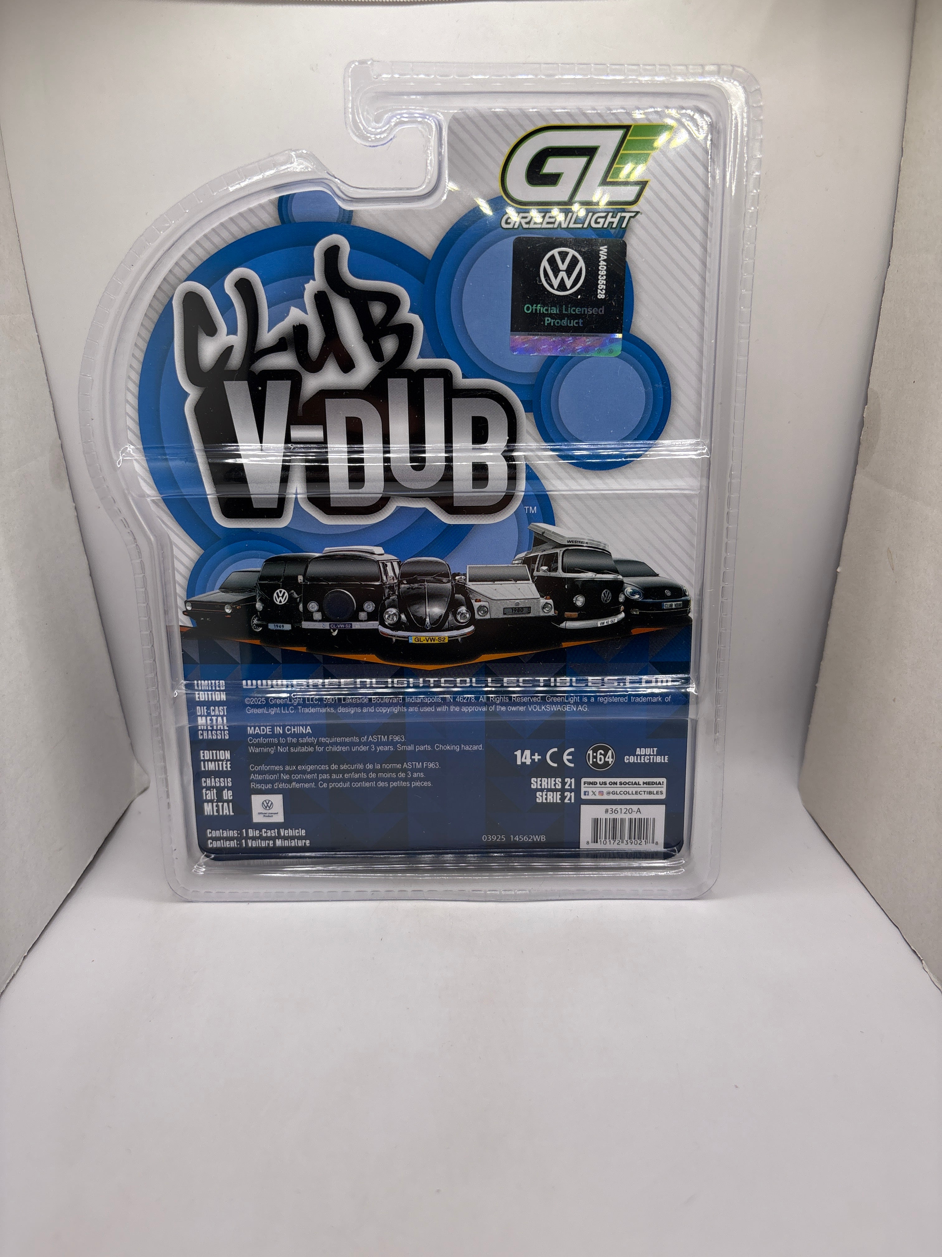 Greenlight 1950 Volkswagen Beetle Diecast pink