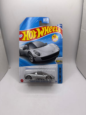 Hot Wheels Gordon Murray Automotive T.33 Diecast