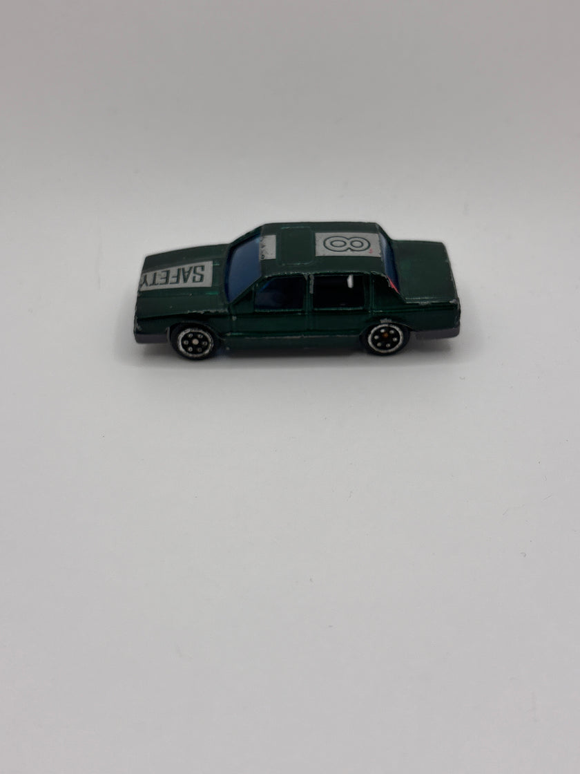 Zee 1982 Volvo 760 GLE Diecast