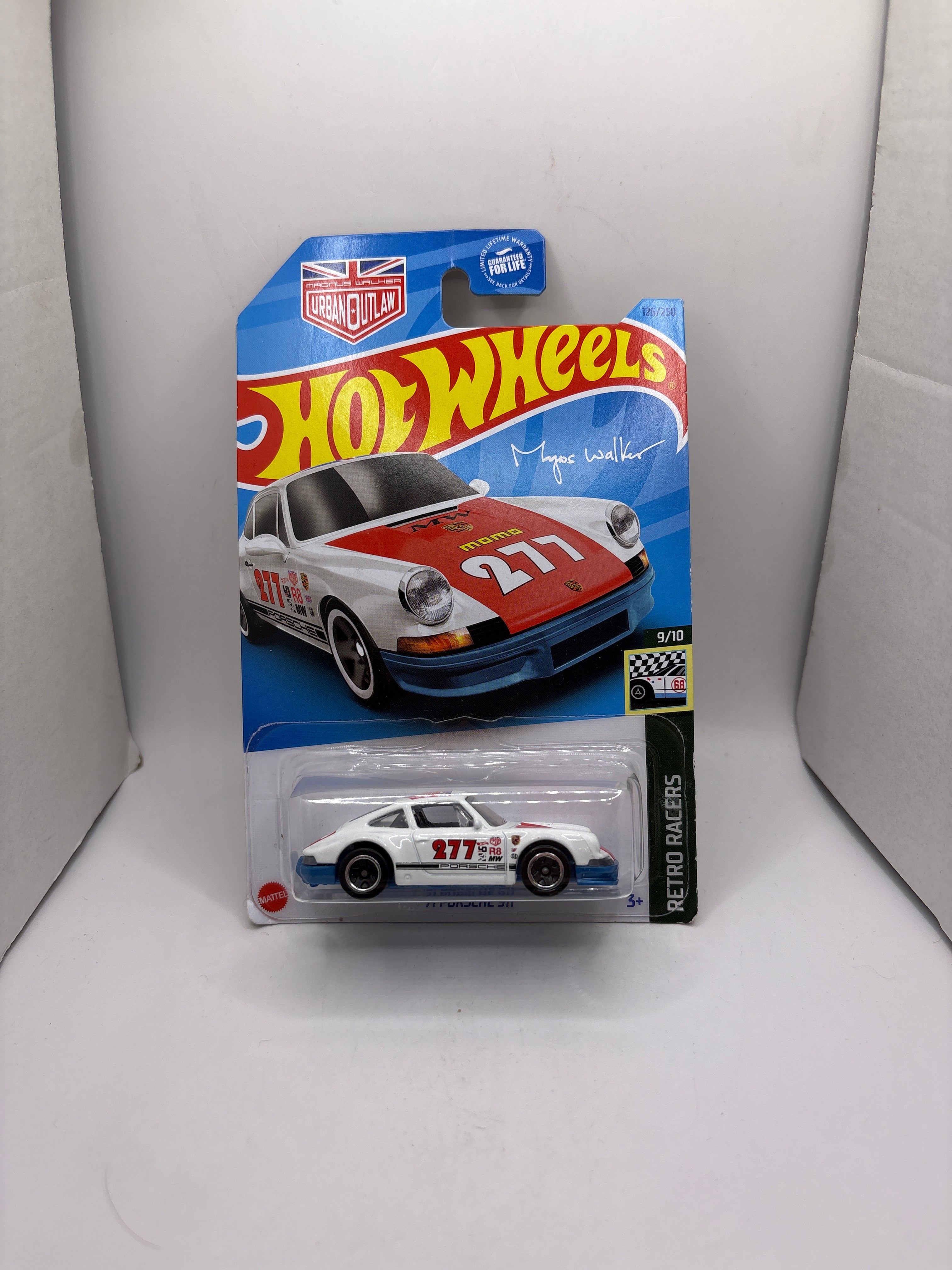 Hot Wheels 71 Porsche 911 Diecast Red