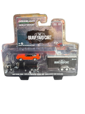 Greenlight 2022 Ram 2500 1970 Plymouth Cuda 340 Enclosed Car Hauler Diecast