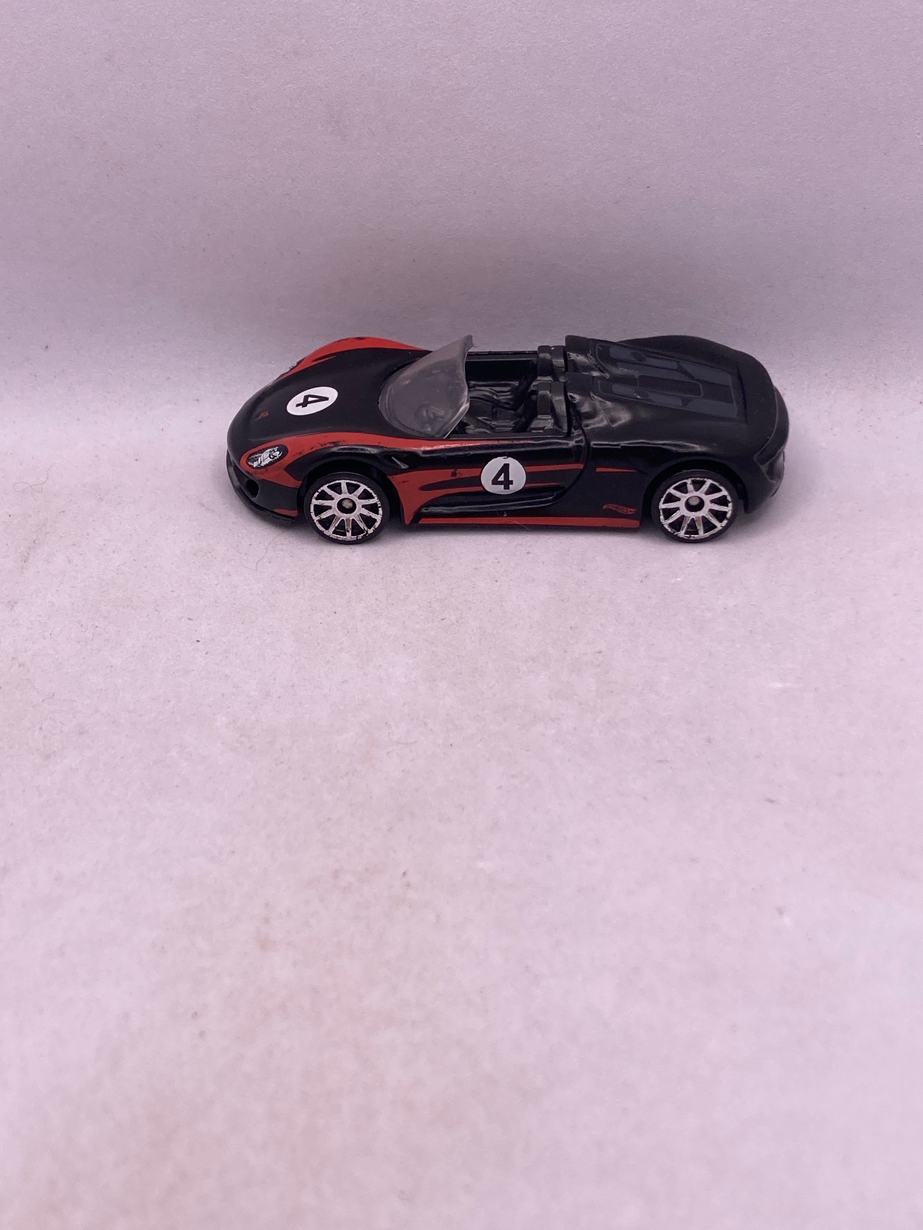 Hot Wheels Porsche 918 Spyder Diecast